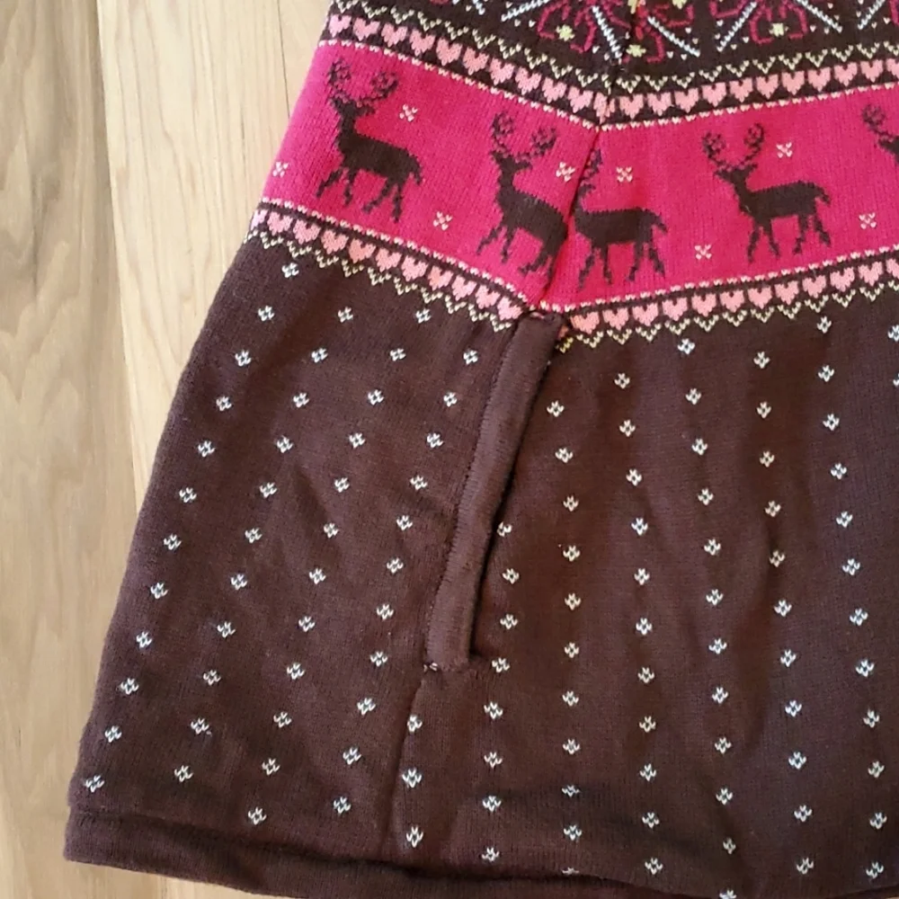 GYMBOREE Fair Isle Deer Cape sweater cape SIZE 9